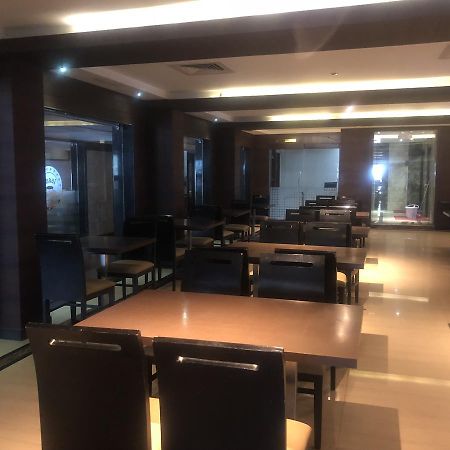 Hotel Shaans Tiruchirappalli Exterior foto