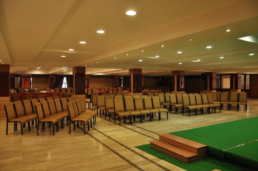 Hotel Shaans Tiruchirappalli Habitación foto